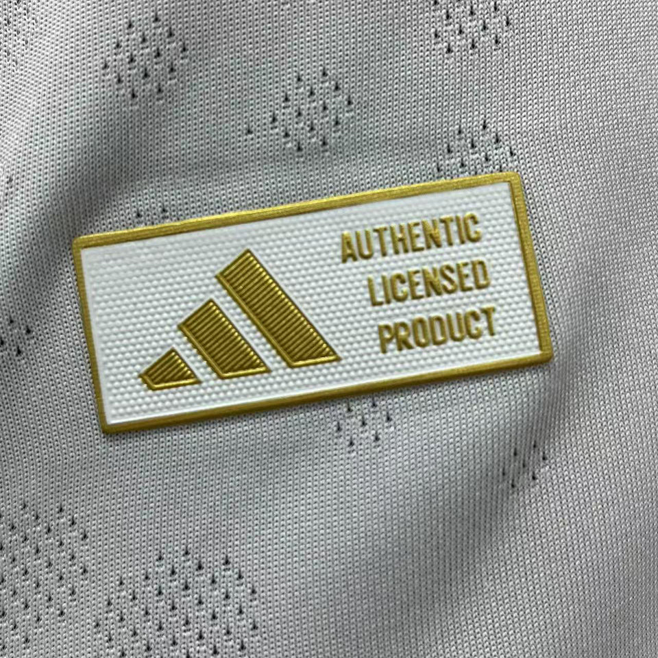 jersey 2025/26 real madrid local manga larga versión jugador