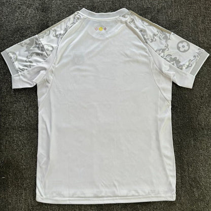 Jersey 2025/26 Real Madrid Especial Manga corta Versión Fan