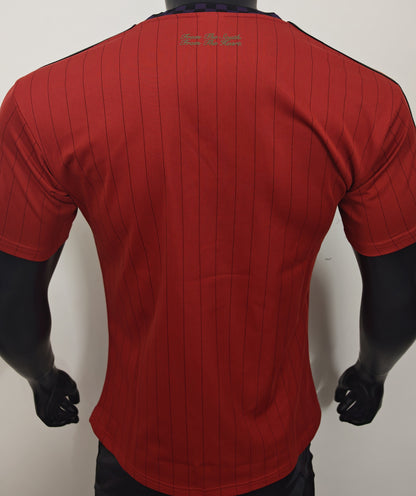 Jersey 2025/26 Bayern Munich Especial Manga corta Versión Jugador Retro