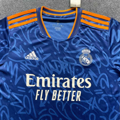 Jersey 2021/22 Real Madrid Visitante Manga corta Versión Fan Retro