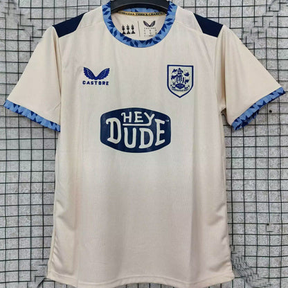 Jersey 2025/26 Huddersfield Town Visitante Manga corta Versión Fan