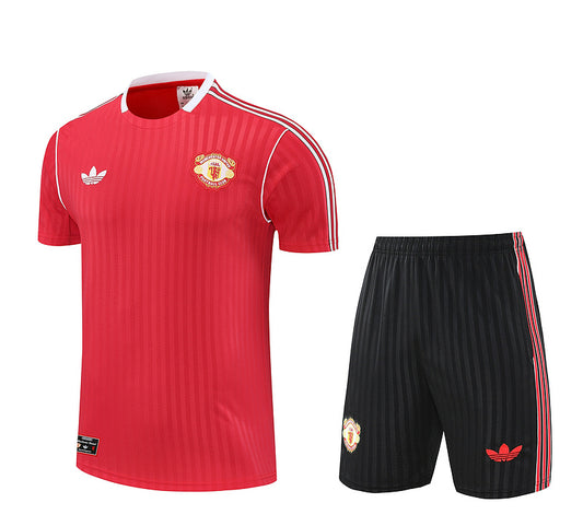 Conjunto Entrenamiento 2025/26 Manchester United