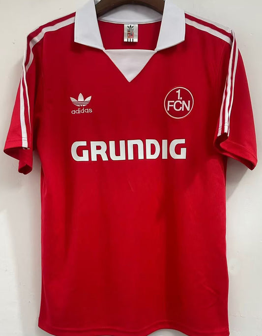 Jersey 1980 Nürnberg Local Manga corta Versión Fan Retro