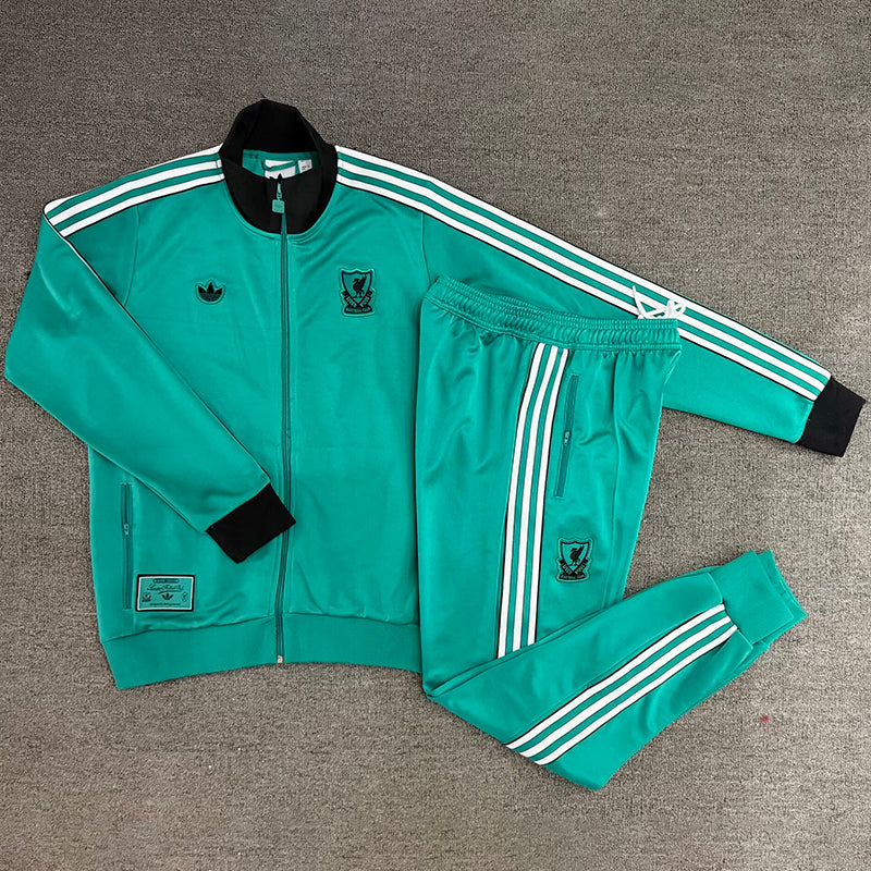 conjunto casual 2025/26 liverpool