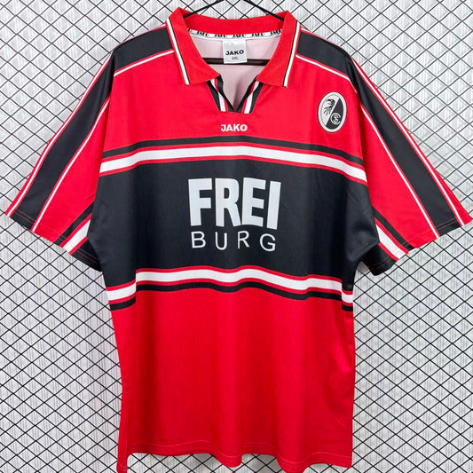 Jersey 2000/2001 Freiburg Local Manga corta Versión Fan Retro