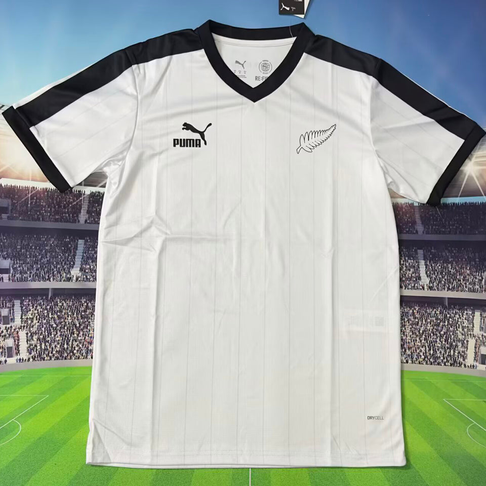 2026/27 New Zealand Local Versión Fan Selecciones