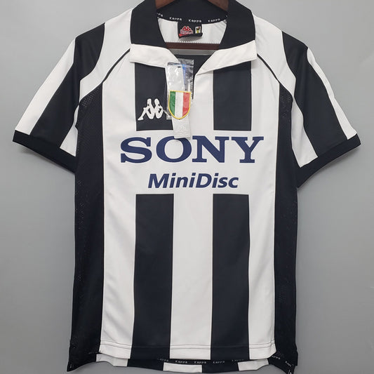 Jersey 1997/98 Juventus Local Manga corta Versión Fan Retro