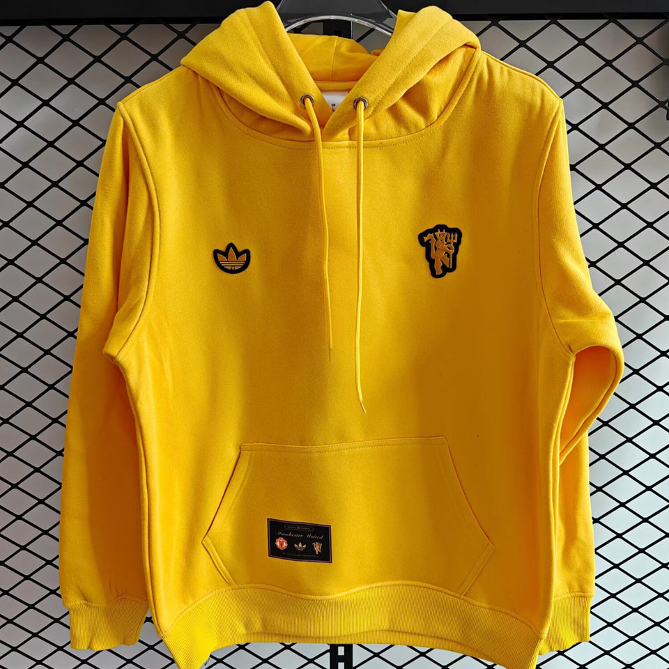 hoody 2026 manchester united retro