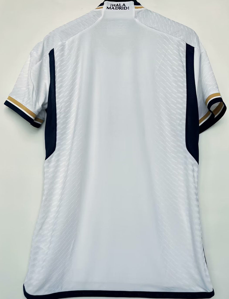 jersey 2023/24 real madrid local manga corta versión jugador