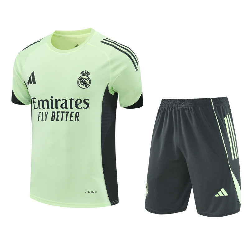 conjunto entrenamiento 2025/26 real madrid