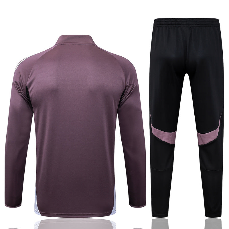 conjunto entrenamiento 2025/26 manchester united
