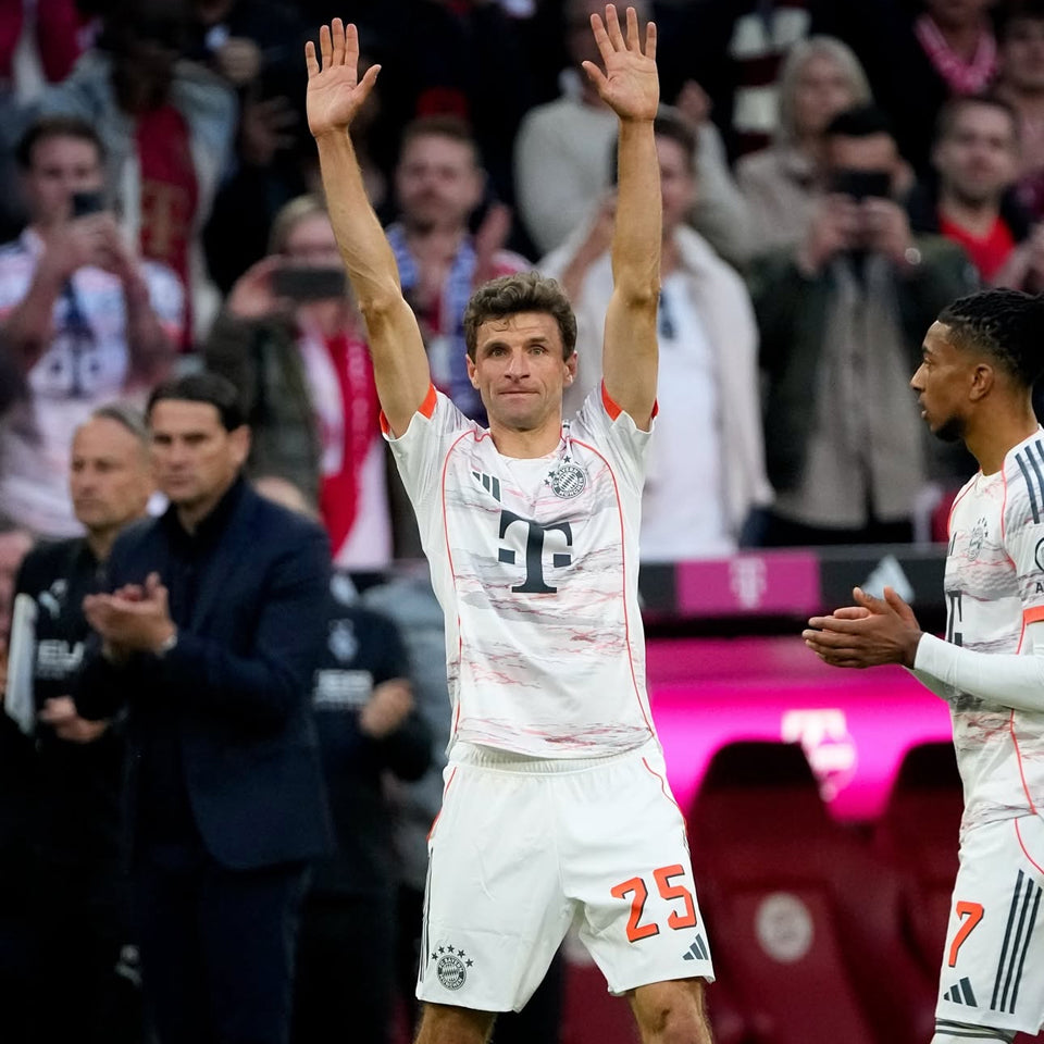 Jersey 2025/26 Bayern Munich Visitante Manga larga Versión Jugador