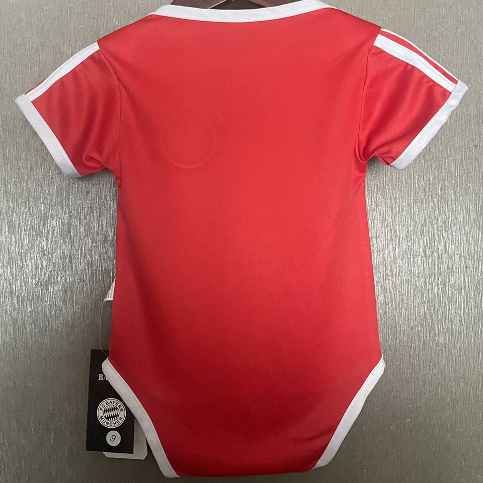 Jersey 2025/26 Bayern Munich Local Manga corta Versión Fan