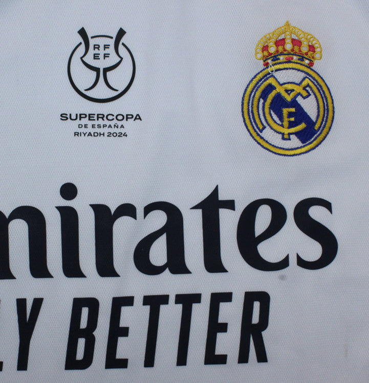 Jersey 2023/24 Real Madrid Local Manga corta Versión Fan