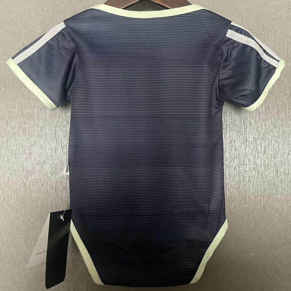 Jersey 2025/26 Real Madrid Visitante Manga corta Versión Fan