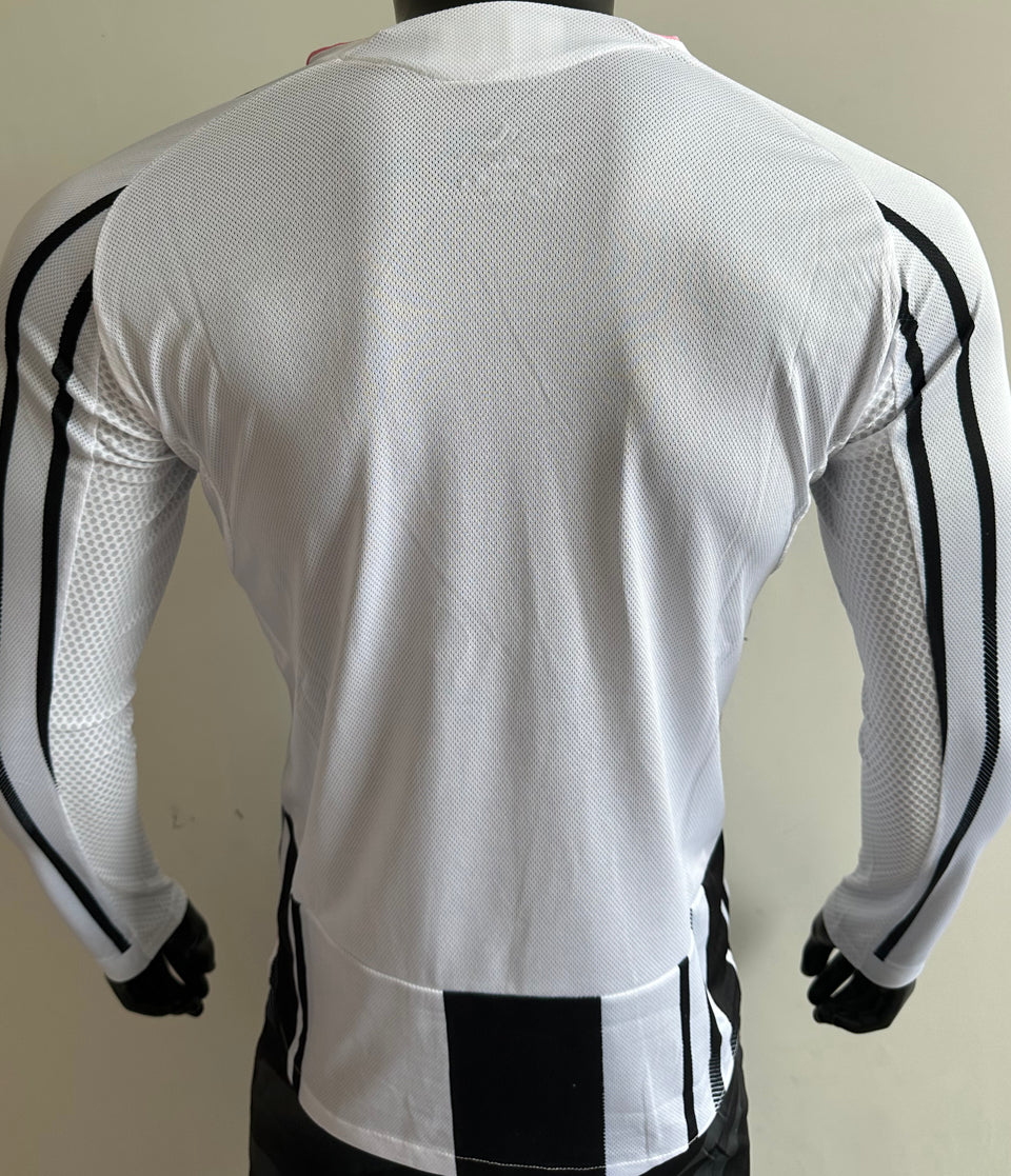Jersey 2025/26 Juventus Local Manga larga Versión Jugador
