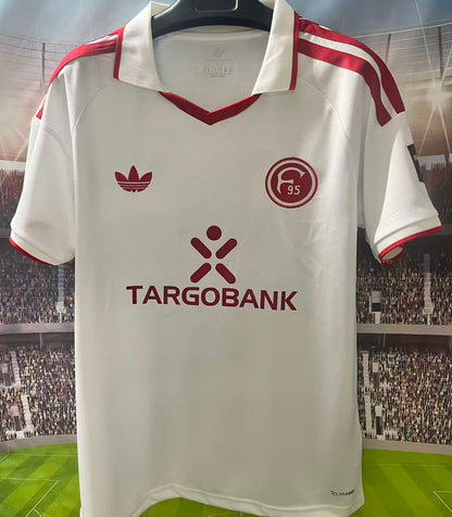 Jersey 2026/27 Fortuna Dusseldorf Tercero Manga corta Versión Fan