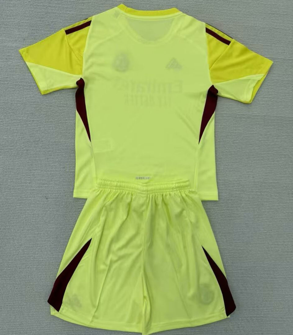 Jersey 2025/26 Real Madrid Especial Manga corta Niño