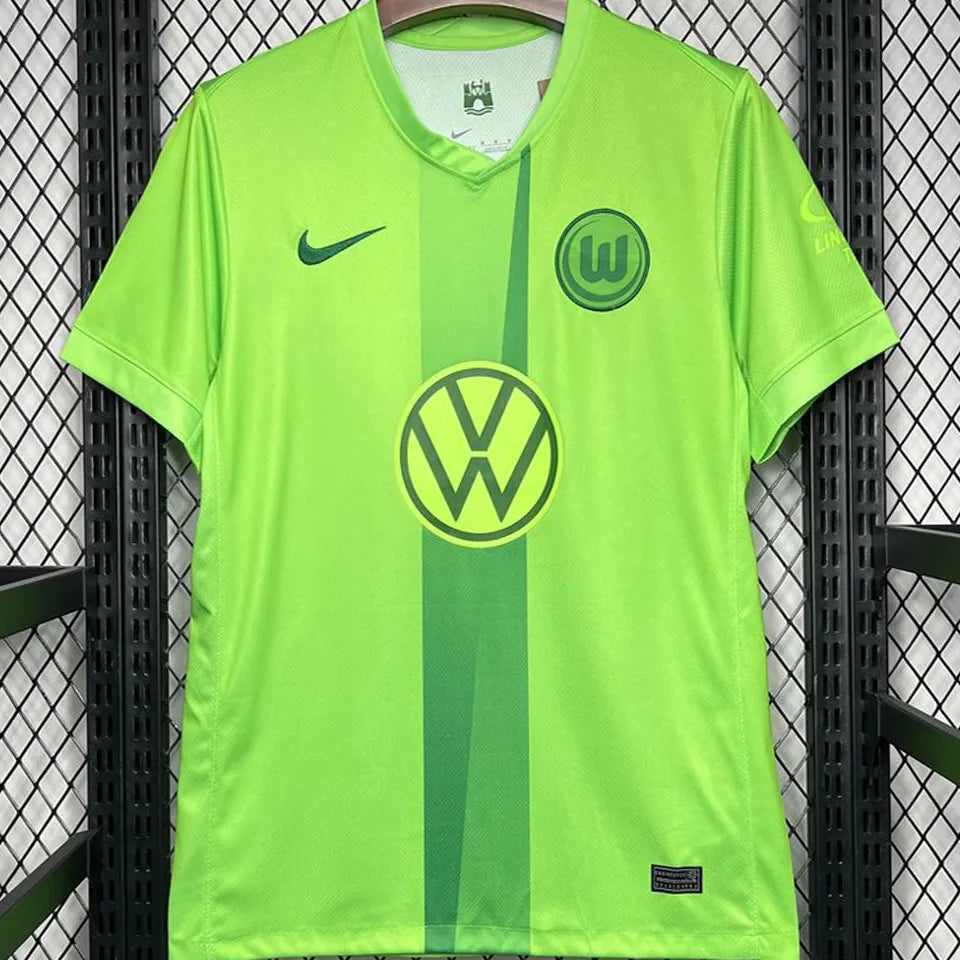 Jersey 2024/25 Wolfsburg Local Manga corta Versión Fan