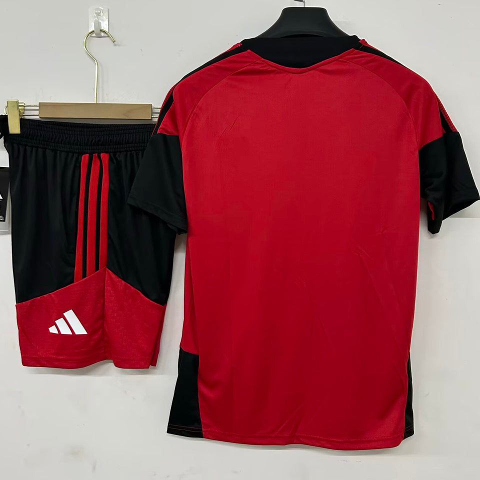 conjunto entrenamiento 2026/27 manchester united