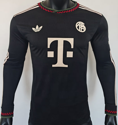 Jersey 2025/26 Bayern Munich Especial Manga larga Versión Jugador