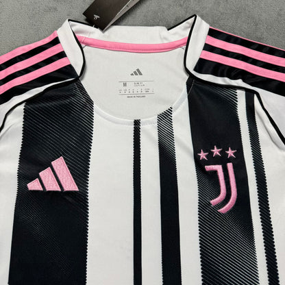 Jersey 2025/26 Juventus Local Manga corta Mujer