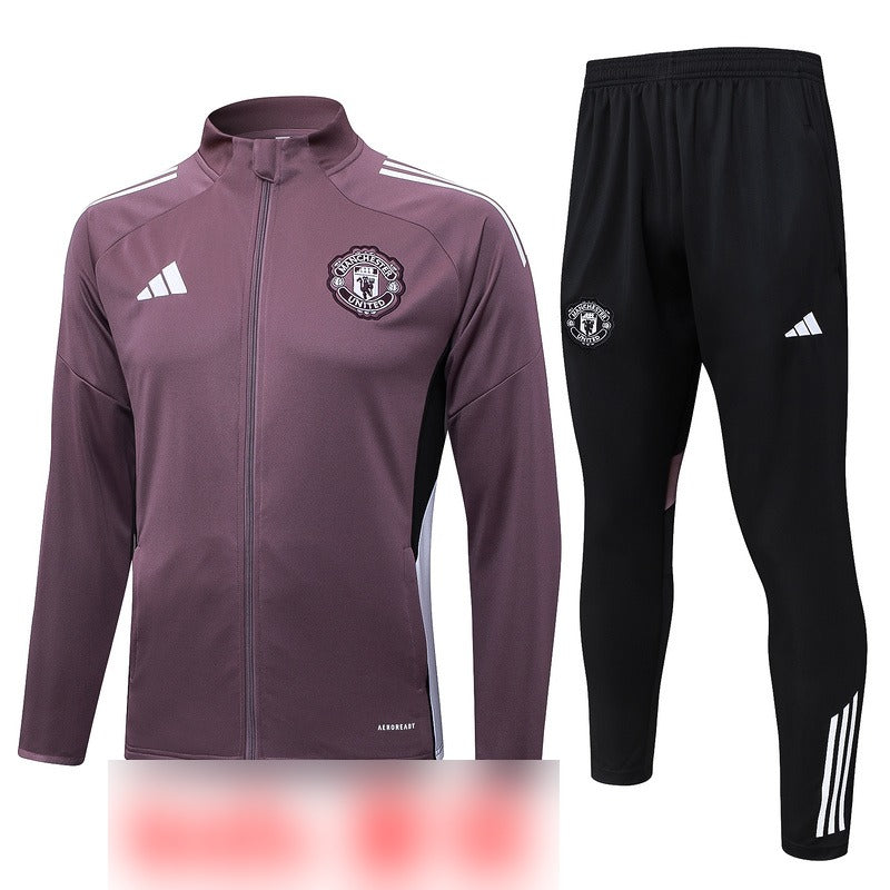 conjunto casual 2025/26 manchester united