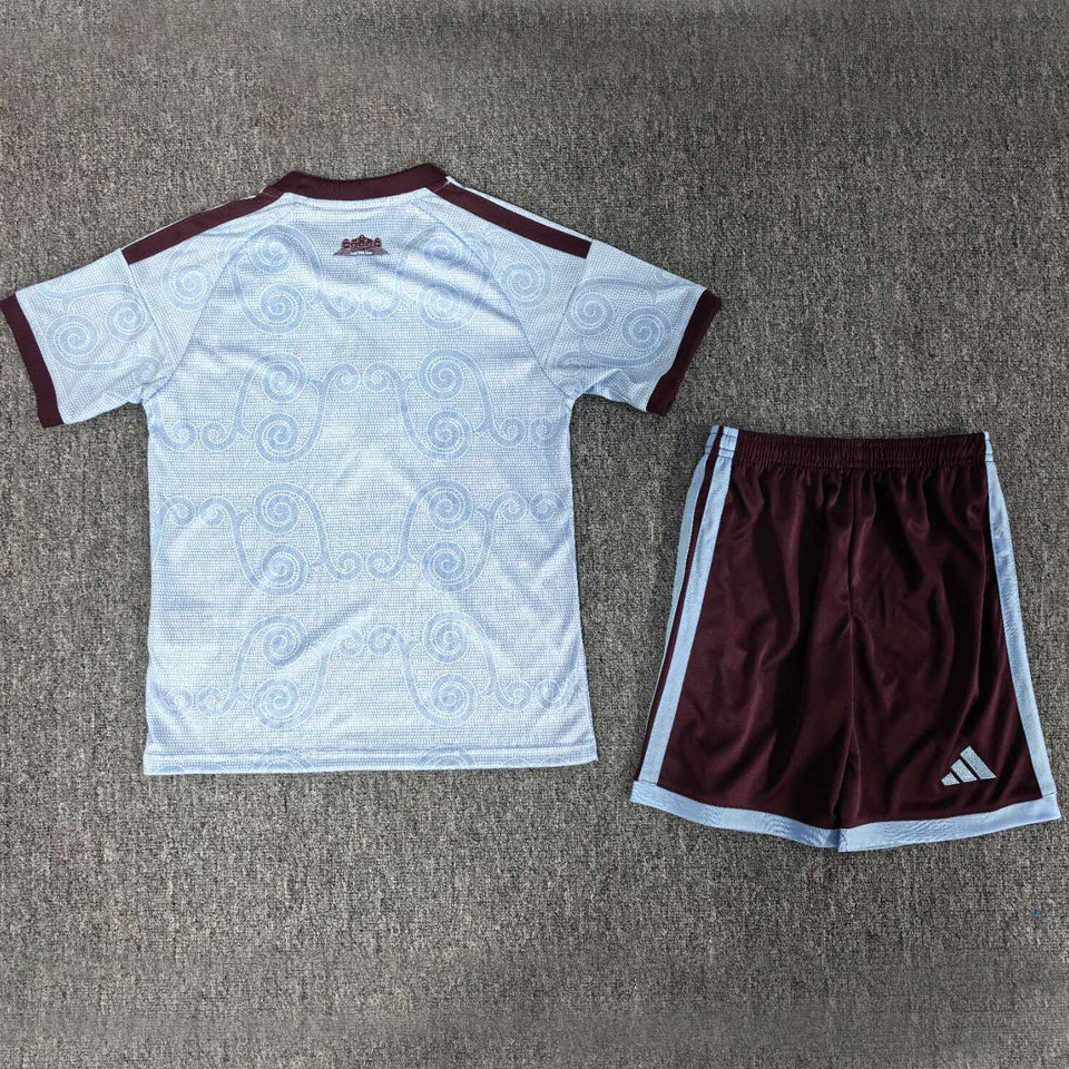 jersey 2026/27 aston villa tercero manga corta niño