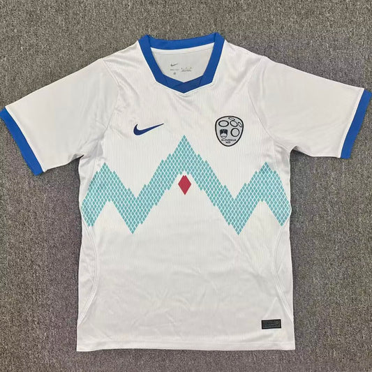 2026/27 Slovenia Visitante Versión Fan Selecciones