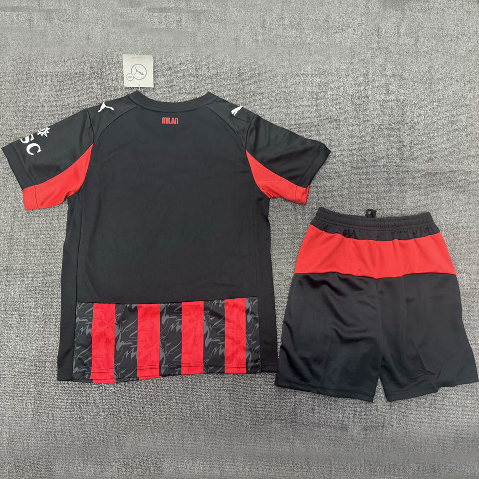 Jersey 2025/26 AC Milan Local Manga corta Niño