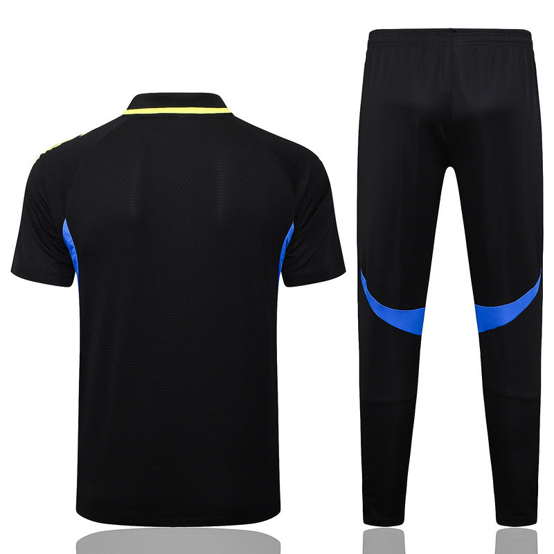 conjunto entrenamiento 2025/26 manchester united