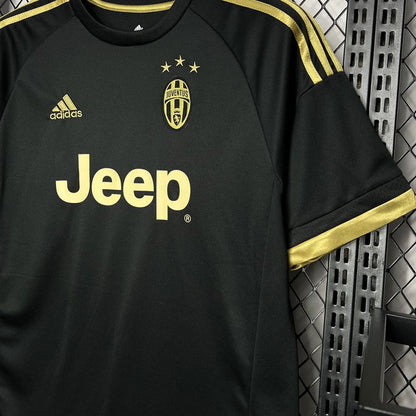 Jersey 2015/16 Juventus Tercero Manga corta Versión Fan Retro