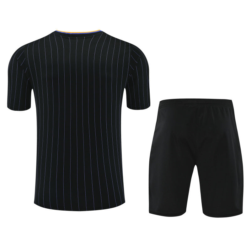 conjunto entrenamiento 2025/26 manchester united