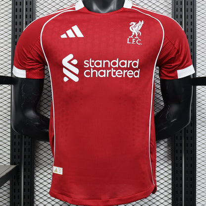 Jersey 2025/26 Liverpool Local Manga corta Versión Jugador