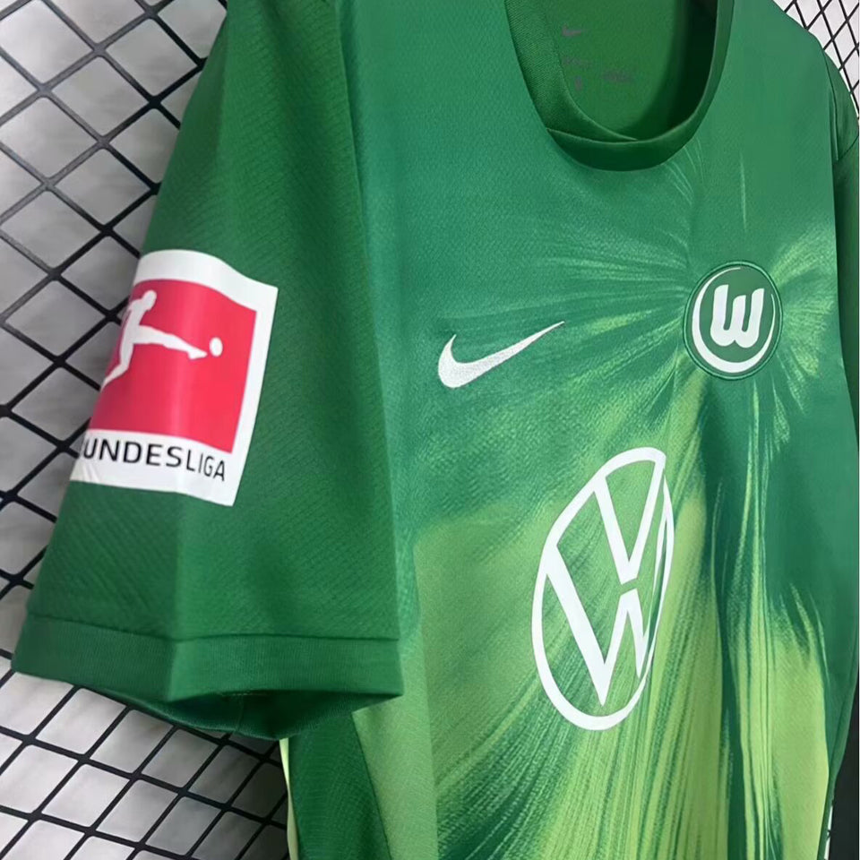 jersey 2025/26 wolfsburg local manga corta versión fan