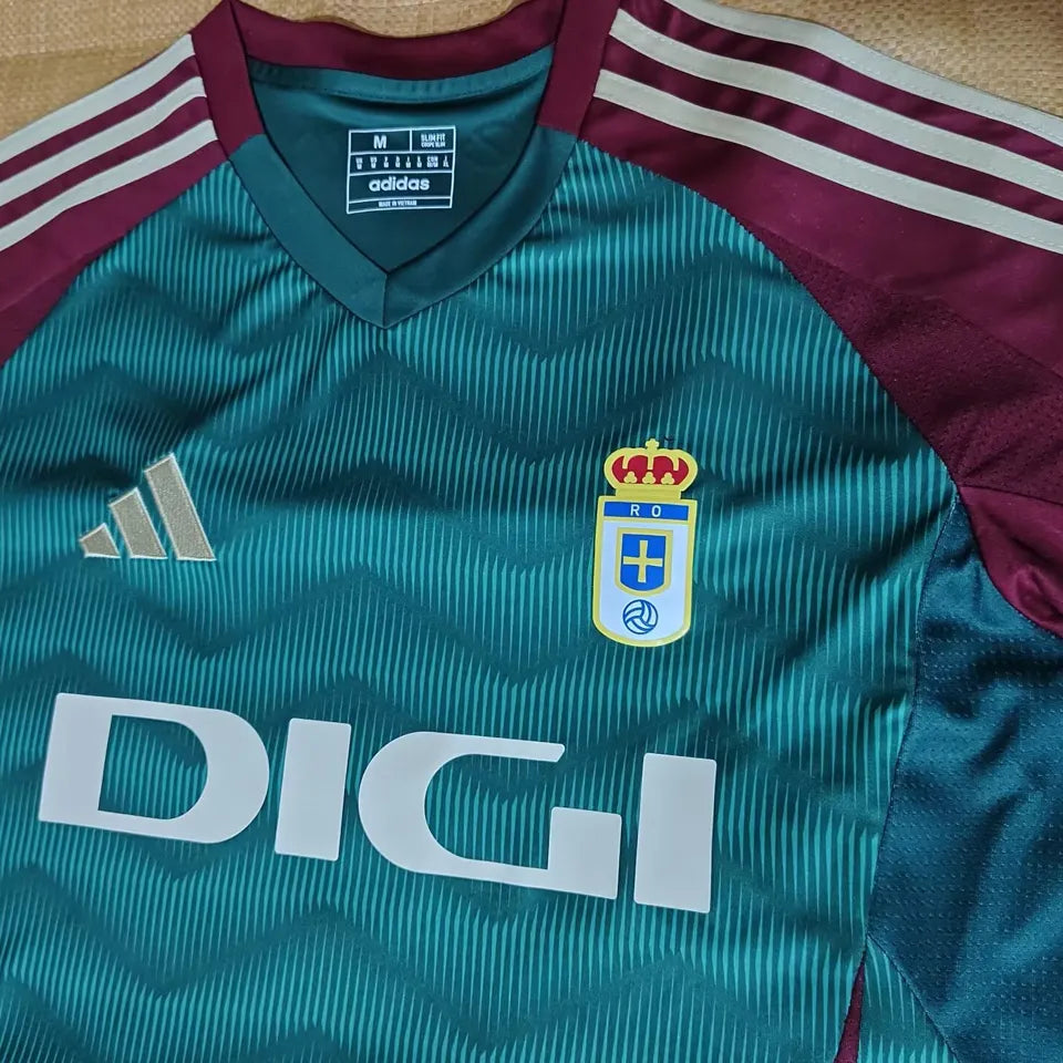 Jersey 2024/25 Real Oviedo Tercero Manga corta Versión Fan