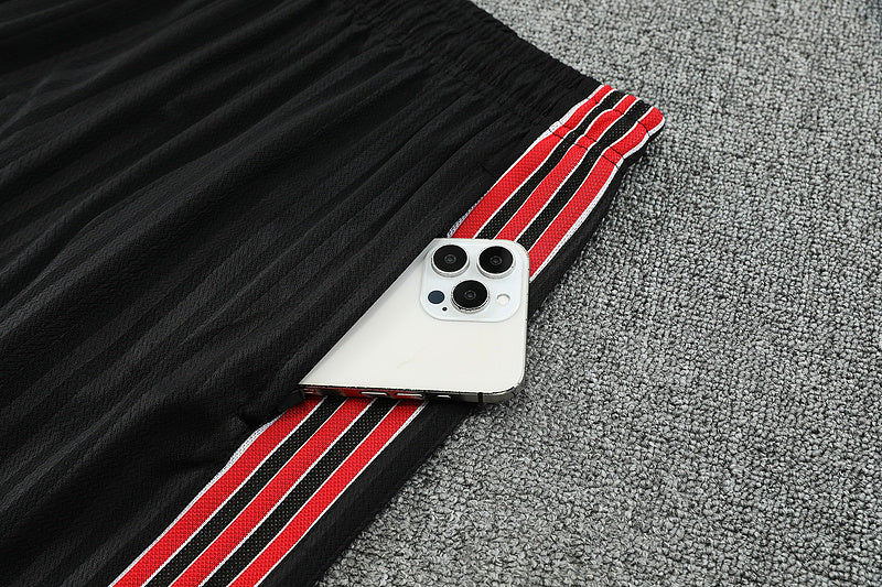 conjunto entrenamiento 2025/26 manchester united