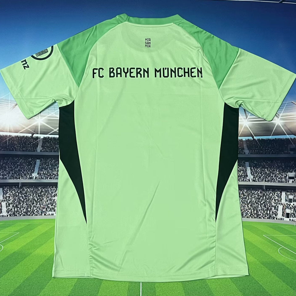 Jersey 2025/26 Bayern Munich Portero Manga corta Versión Fan