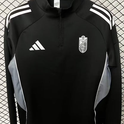 Conjunto Entrenamiento 2026 Granada