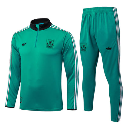 Conjunto Entrenamiento 2026/27 Liverpool