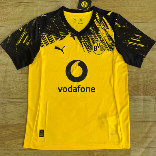 Jersey 2025/26 Borussia Dortmund Local Manga corta Versión Fan