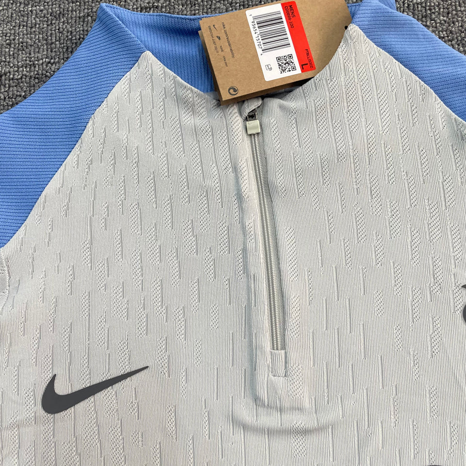conjunto entrenamiento 2026 tottenham