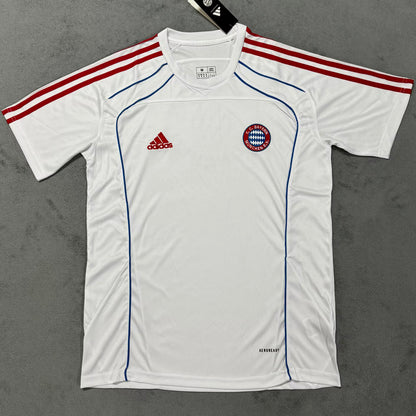 Jersey 2025 Bayern Munich Especial Manga corta Versión Fan