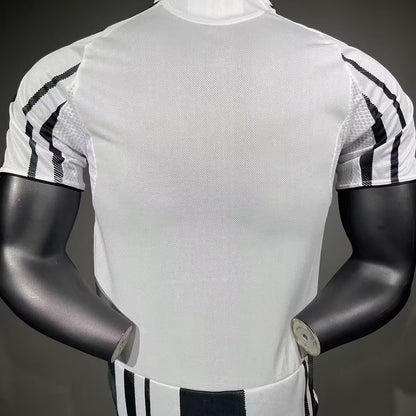 Jersey 2025/26 Juventus Local Manga corta Versión Jugador