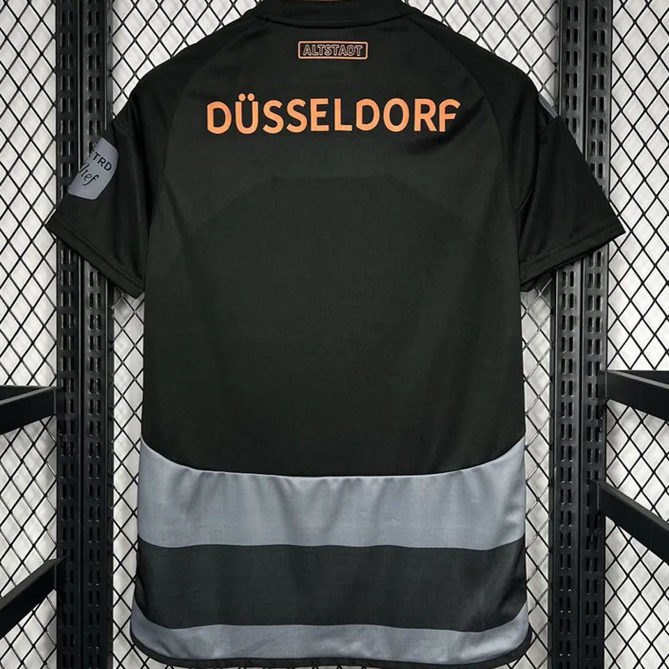 Jersey 2024/25 Fortuna Dusseldorf Tercero Manga corta Versión Fan