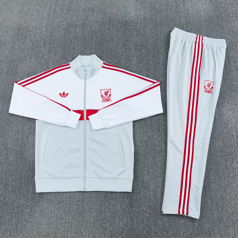 conjunto casual 2026/27 liverpool