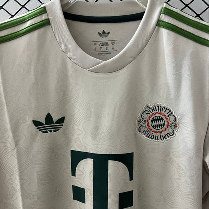Jersey 2025/26 Bayern Munich Especial Manga corta Versión Fan