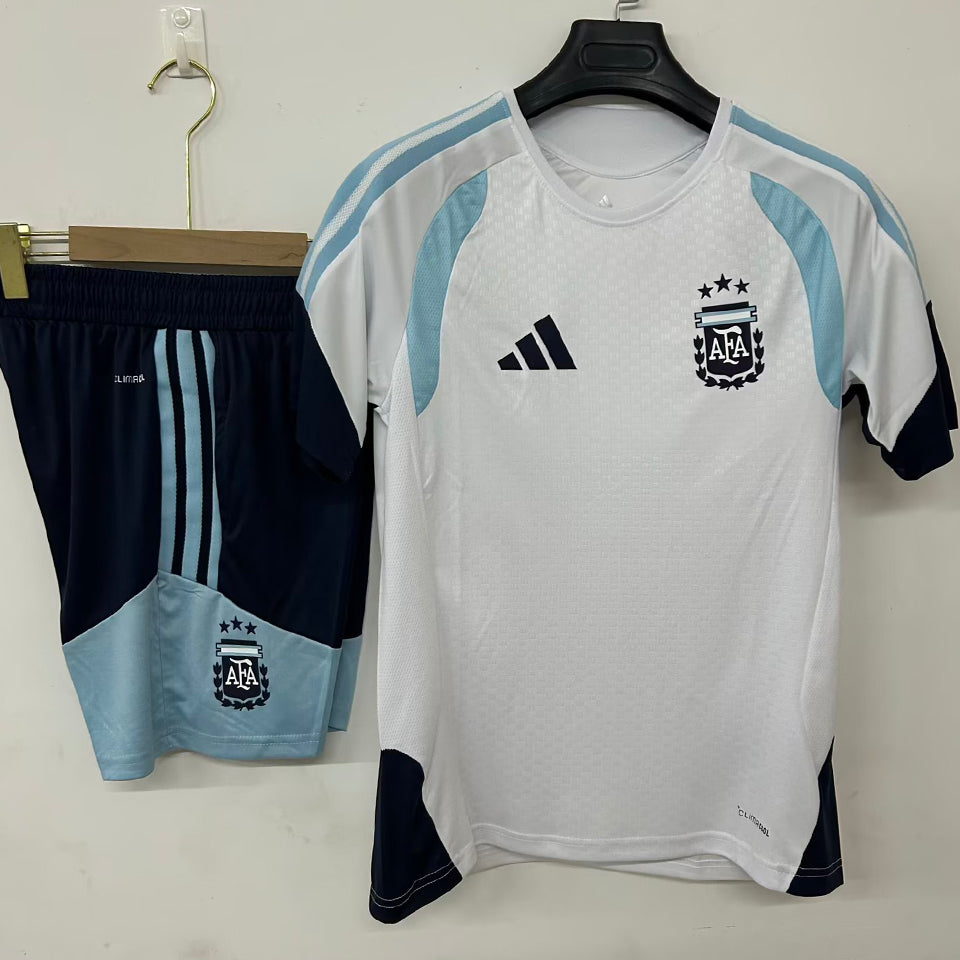 conjunto entrenamiento 2026/27 argentina