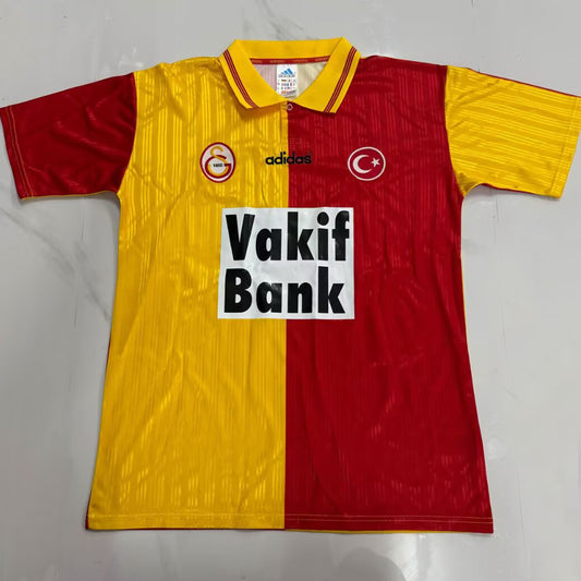 Jersey 1996/1997 Galatasaray Local Manga corta Versión Fan Retro
