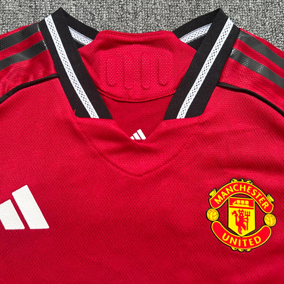 Jersey 2025/26 Manchester United Local Manga corta Versión Jugador